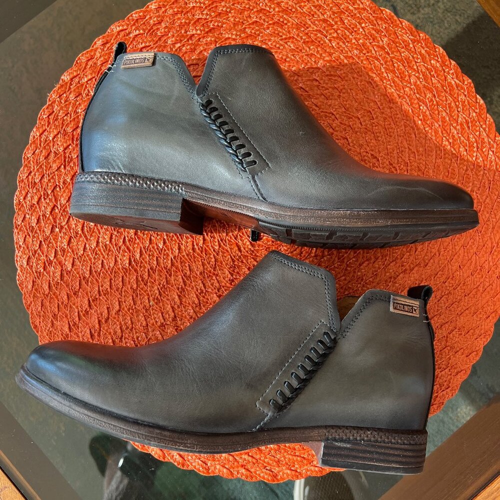 Pikolinos Ankle Boots - Picture 6 of 8